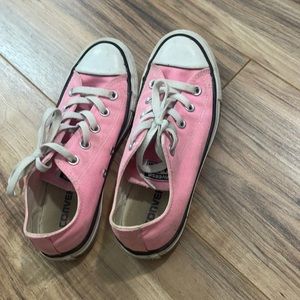 Pink converse